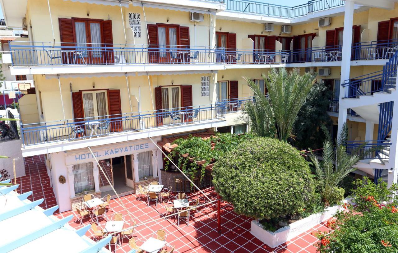 Hotel Karyatides Agia Marina  外观 照片